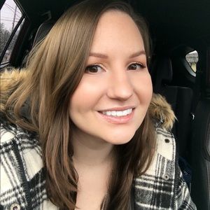 Meet your Posher, Lindsay